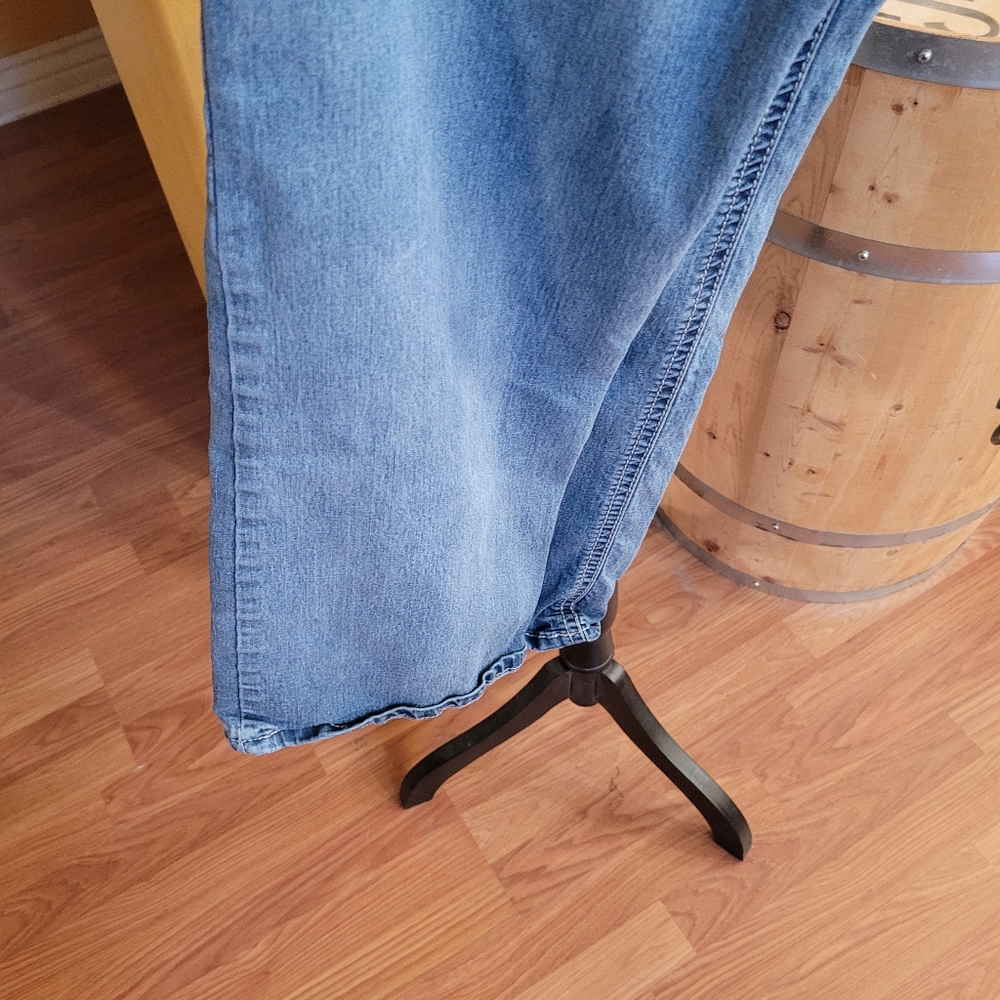Jeans - Picture 6 of 6